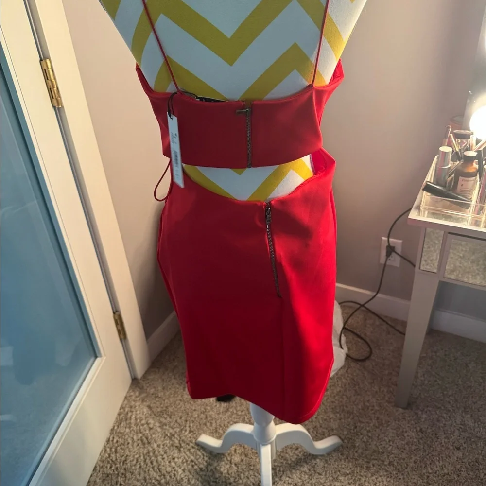 NWT Alice + Olivia Red Strapless Bodycon Dress - Picture 2 of 4